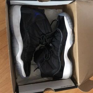 Air Jordan’s 12 retro BG